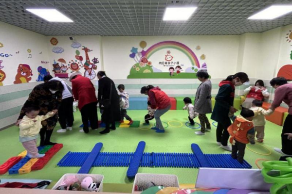 玉溪市澄江市凤麓街道鼎新社区计生协开展“向日葵亲子小屋”主题活动2.png