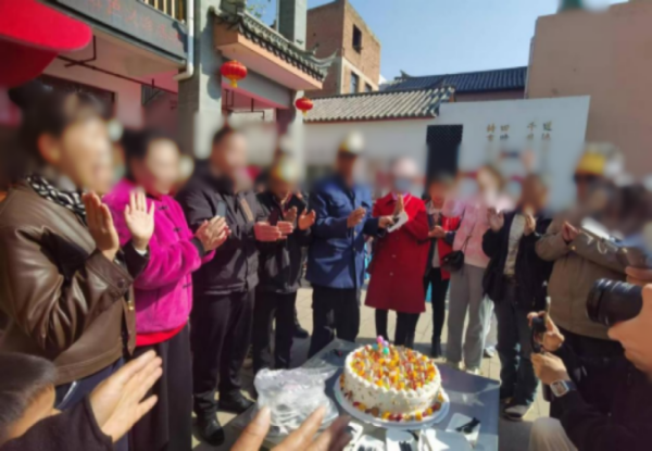 昆明市晋宁区计生协城南社区“暖心家园”项目点开展元宵联谊活动1.png