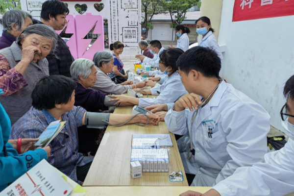 玉溪市新平县扬武镇计生协组织开展“5·29会员活动日”宣传服务活动2.png
