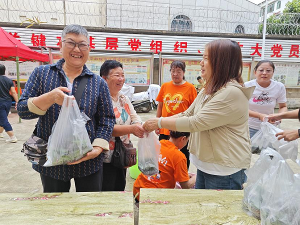 普洱市墨江县计生协开展“情意端午·臻心粽情”暧心家园系列活动2.png