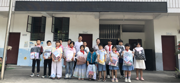 昭通市绥江县计生协联合多部门开展乡村儿童关爱行动1.png