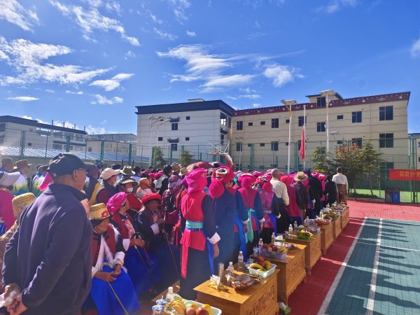 迪庆州香格里拉市“暖心家园”北郊项目点“迎国庆·庆中秋暨九九重阳节”系列活动3.jpg