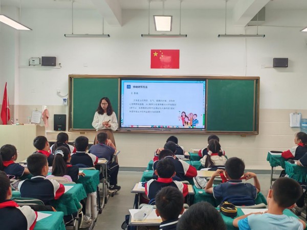 部分州市计生协走进校园开展专题活动2.jpg
